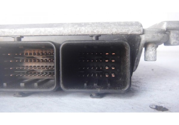 Комп'ютер, блок керування двигуном Renault Master II 2.2 dci, 8200091428